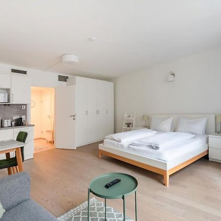 Quiet And Cozy Apartment Next To Mariahilfer Strasse And Naschmarkt With Ac, Minimum 30 Nights Виена Екстериор снимка
