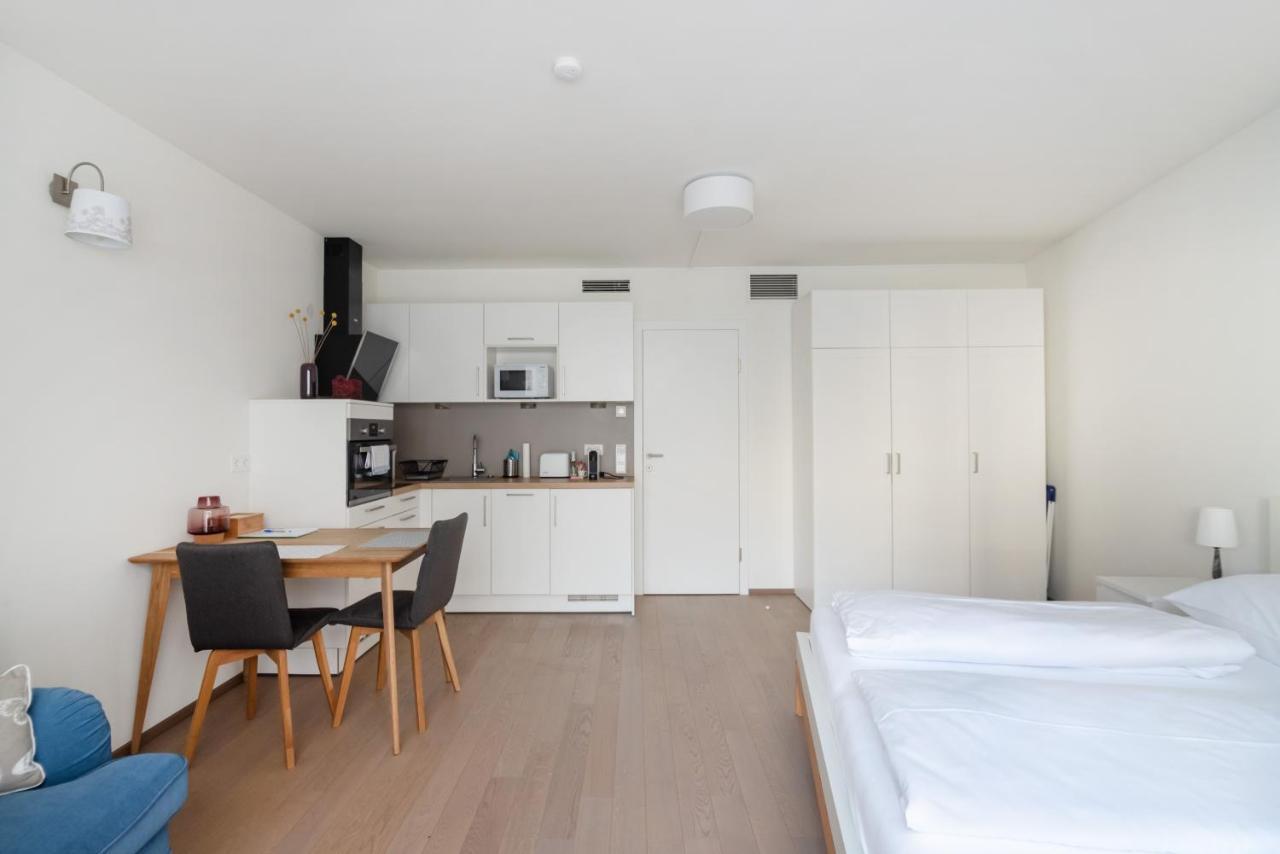 Quiet And Cozy Apartment Next To Mariahilfer Strasse And Naschmarkt With Ac, Minimum 30 Nights Виена Екстериор снимка